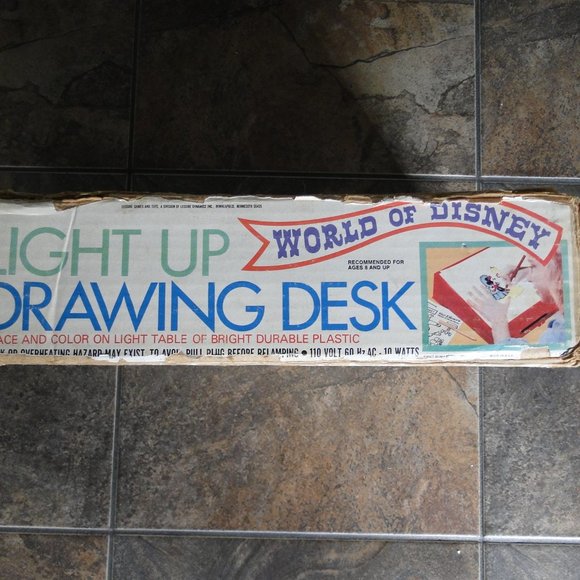 VINTAGE, Eldon World of Disney Light Up Drawing Desk 1970's - Picture 2 of 10